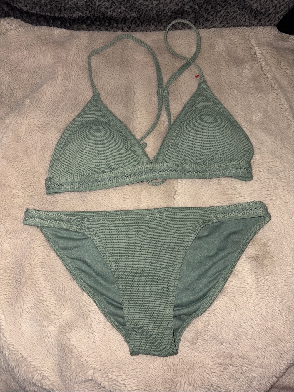 🎉4 for $20 Xhilaration Triangle Textured Bikini Set in Sage Green, Medium